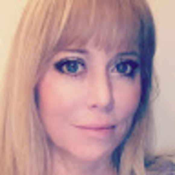 Meet your Posher, Lesa - Picture 1 of 1